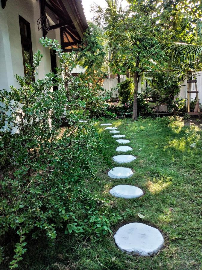 Gili Moonlight Retreat Villa Gili Air Exterior photo
