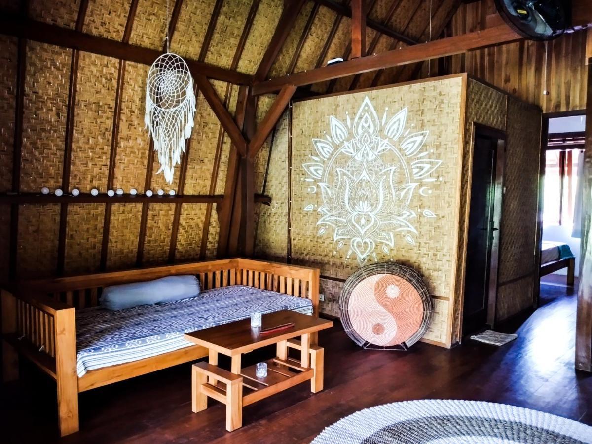 Gili Moonlight Retreat Villa Gili Air Exterior photo
